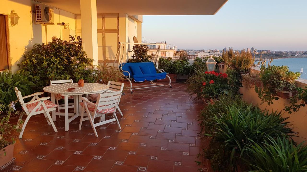 Appartement Amanda'S Panorama à Tarente Extérieur photo